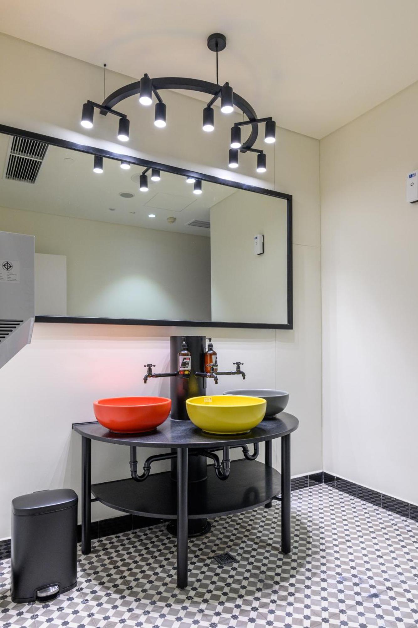 Wink Hotel Can Tho Ninh Kieu Wharf - 24Hrs Stay & Rooftop Pool Bar 外观 照片